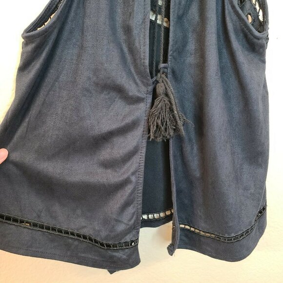 NU New York Womens Shirt Top Small Blue Eyelet Halter Open Back Tasseled Casual - Picture 12 of 12